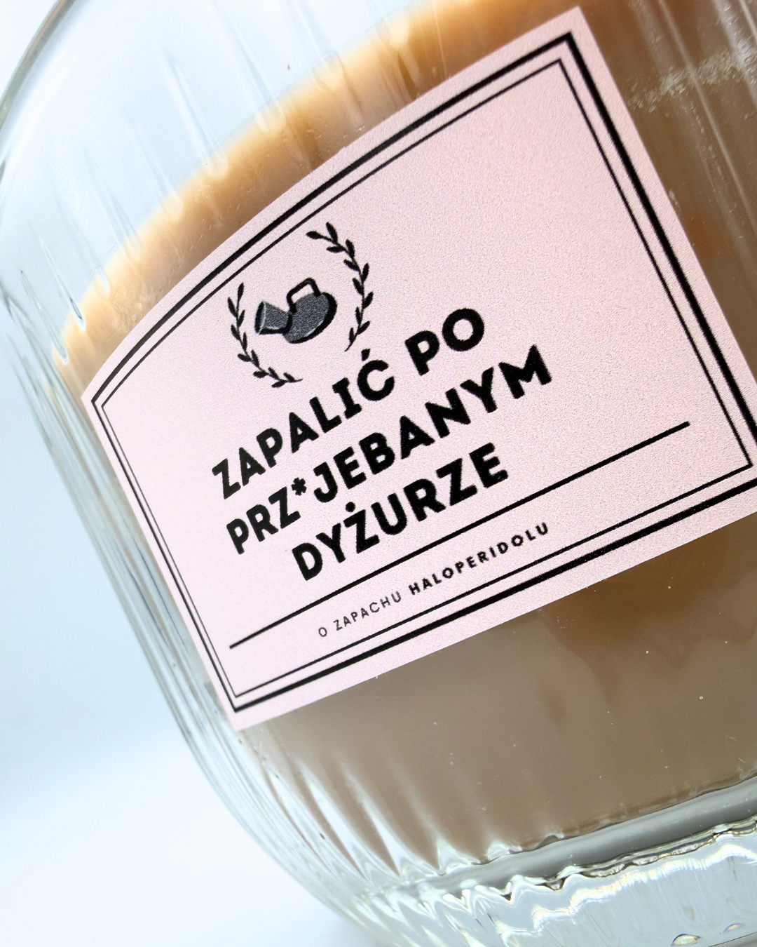Zapalić po prz*jebanym dyżurze - świeca o zapachu haloperidolu - obrazek 3