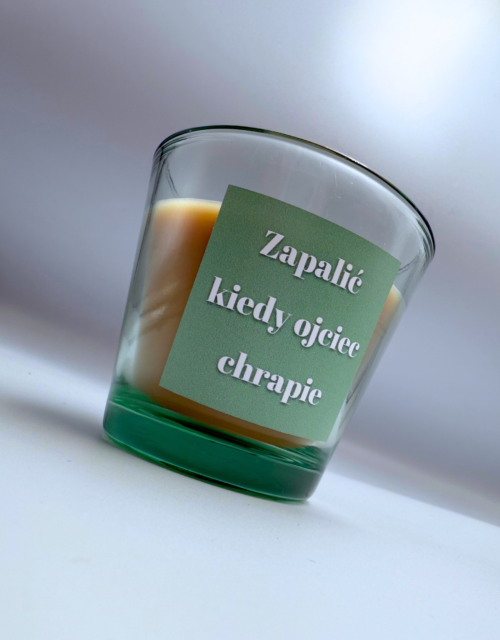 Zapalić kiedy ojciec chrapie - świeca zapachowa